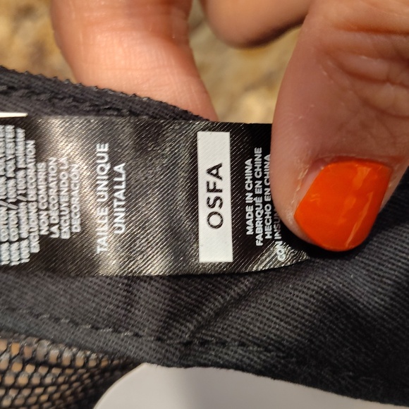 Atlanta Braves Camo Hat - Picture 6 of 8